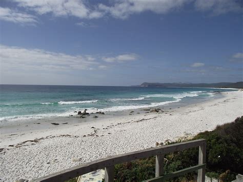 "Friendly Beaches (Tasmania)" by gaylene | Redbubble