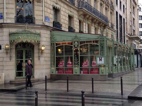 Art Deco restaurant frontage Paris | Art deco restaurant, Art deco, Deco