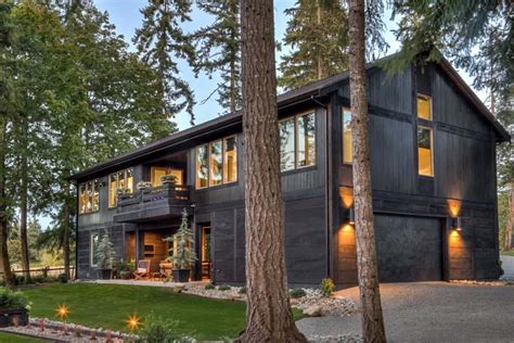 60 Examples of Houses with a Black Exterior - Home Stratosphere