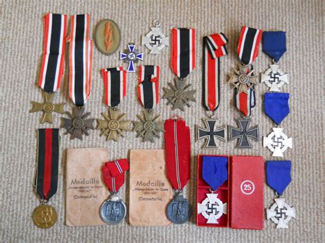 WW2 Militaria Collection: German ww2 medals and badges