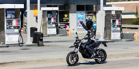 Zero Motorcycles unveils its 2017 electric bike lineup: now over 200 ...