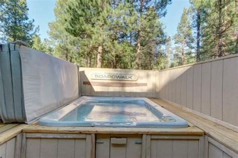 12 Deer Lane - Sunriver Vacation Rental - Photo 30 Dog Friendly Cabins ...