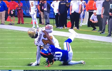 This Is Probably The Worst Horse-Collar Penalty Ever Called In NFL ...