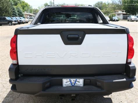 2006 Chevrolet Avalanche LT Z71 | Victory Motors of Colorado