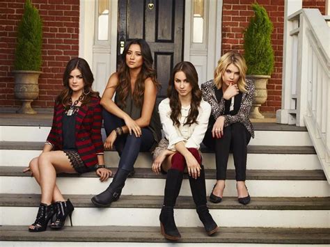 PLL Cast | Pretty little liars, Pretty little liars seasons, Little liars