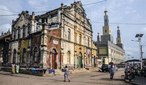 Porto-Novo, Benin (16th Century- ) •