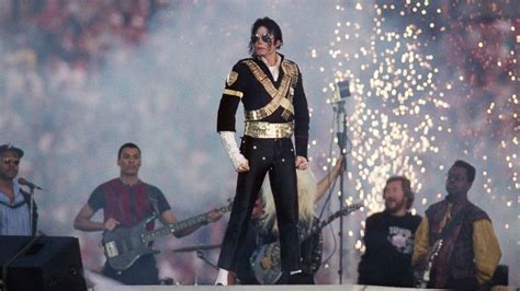 Super Bowl LI: A History of Super Bowl Halftime Performances in the ...