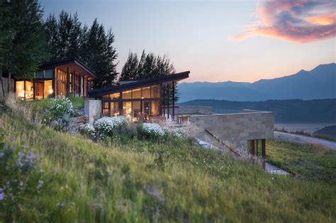 Jackson Hole Wyoming Home Inspired by Frank Lloyd Wright for Sale Photos | Architectural Digest