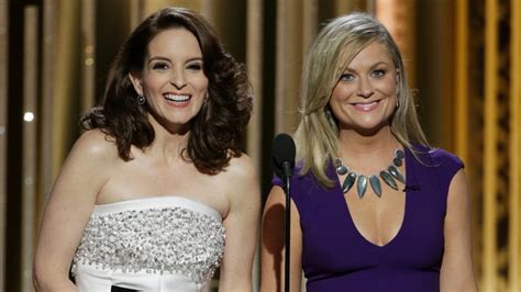 Tina Fey & Amy Poehler to Return as Golden Globes Hosts in 2021