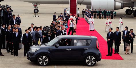 Humble Pope Francis' Tiny Car Choice Apparently Blows South Korea's ...