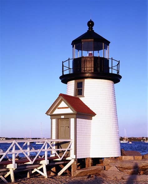 Cape Cod Lighthouse Guide | New England Vacation Rentals