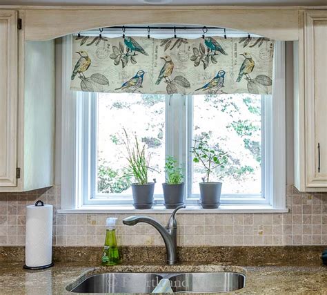 How To Make a Kitchen Window Valance in Under an Hour