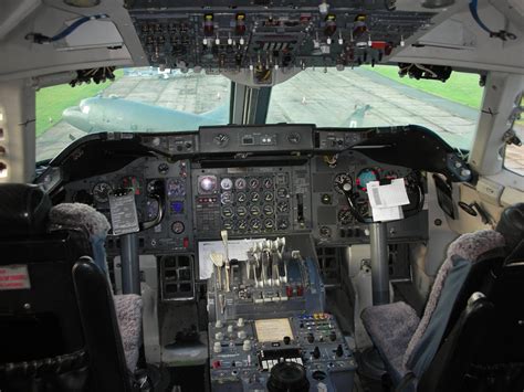 Boeing 747 Cockpit - Aces High Aviation Filming