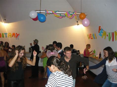 How to make a great WELCOME PARTY | Erasmus tips