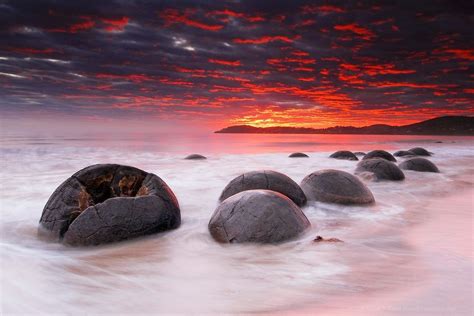 Sunrise Moeraki Boulders Otago South Island New Zealand. Magic Morning :-) Moeraki Boulders ...