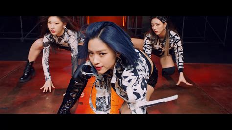 ITZY Wannabe MV Screencaps and who’s who - K-Pop Database / dbkpop.com