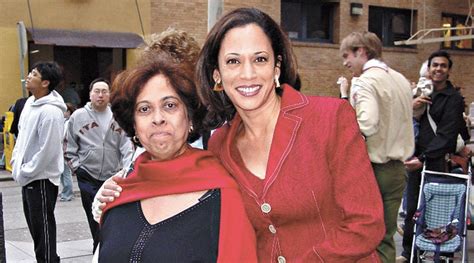 Kamala Harris with her mother - Leverage Edu