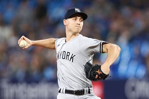 Yankees sign pitcher Luke Weaver to one-year MLB deal - Pinstripe Alley