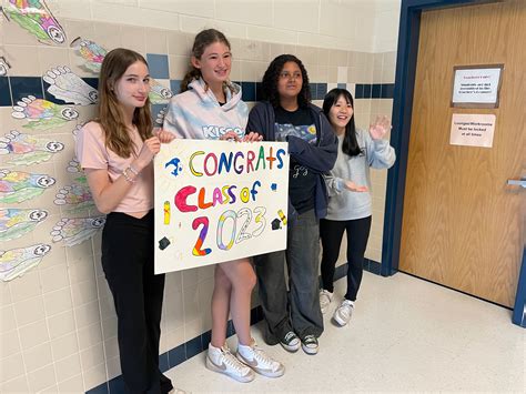 Fairfax High Seniors Visit Old Schools As Part Of Graduation Walk | Fairfax City, VA Patch