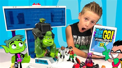 Teen Titans Go! Toys & Teen Titans Go Figure Game Review for Kids! | Geek Gaming Tricks