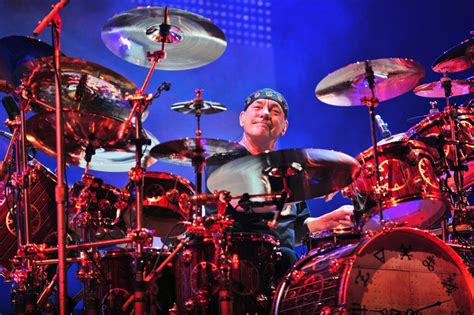 Legendary Rush drummer Neil Peart calls it quits