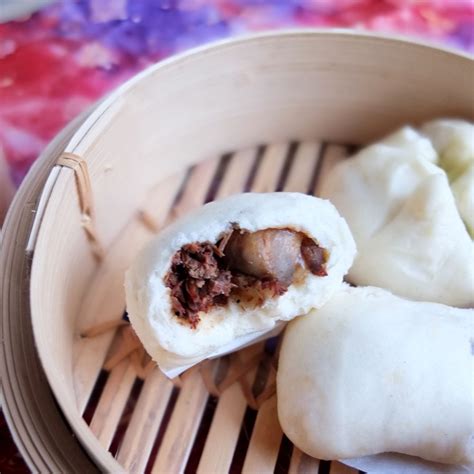 Chinese baozi (steamed bun) dough recipe | lili's cakes | Steamed buns, Steamed bun dough recipe ...