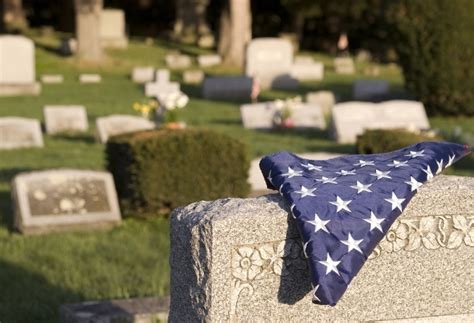 How To Have a Memorial Service - Cremation Services