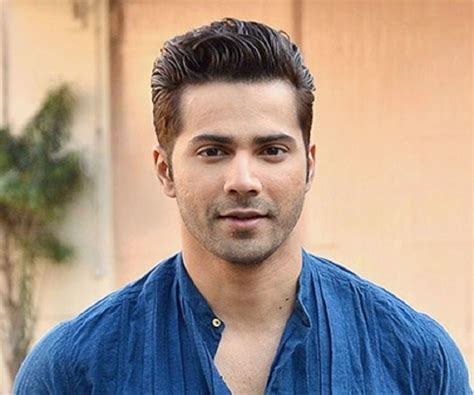 Varun Dhawan Biography - Facts, Childhood, Family Life & Achievements ...