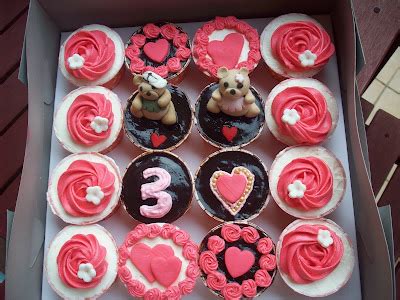 Sweety Yummie Cupcake ...YuMmy in the TuMmie!!: Another Princess Theme cupcake