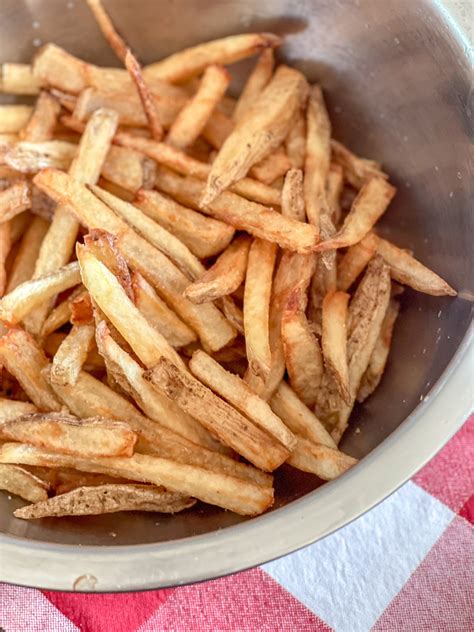 Wendy's Copycat French Fries Recipe - Bad Batch Baking - Restaurant ...