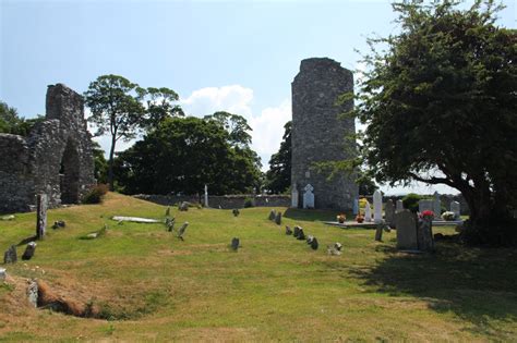 Historic Sites of Ireland: Oughterard Round Tower