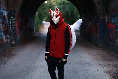 Drift cosplay @justgibsonnn : r/FortniteBattleRoyale