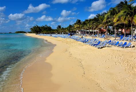 Beach at Cruise Center in Grand Turk in Turks and Caicos Islands - Encircle Photos