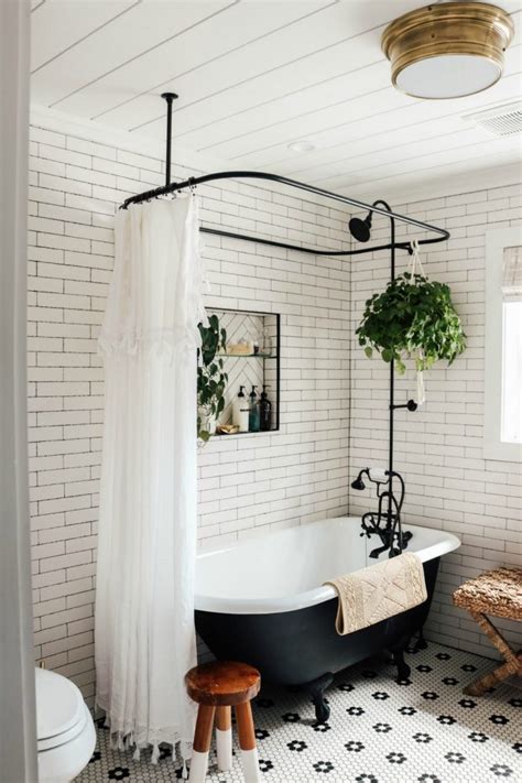 21 Reasons to Consider a Clawfoot Tub for Your Bathroom Remodel