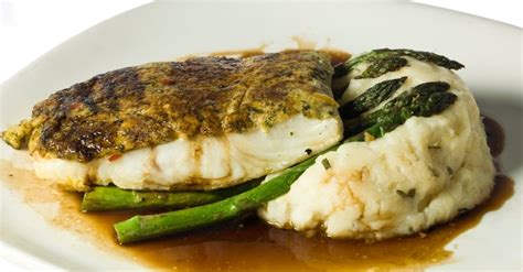 Parmesan-Crusted Halibut With Asparagus (Keto & Low Carb) - AtKeto