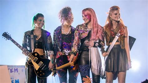 Jem and the Holograms Costume Designer Tells Us How To Dress Like An ‘ | Teen Vogue