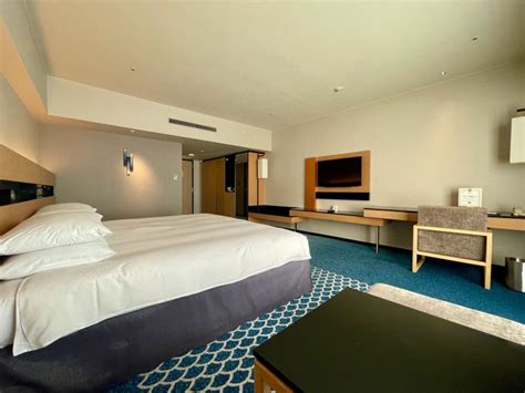 Hilton Tokyo Bay hotel review: Affordable and close to Tokyo Disney - The Points Guy