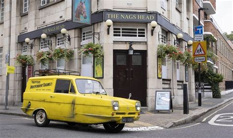 Most iconic screen car ever is Only Fools and Horses Reliant Robin | Express.co.uk