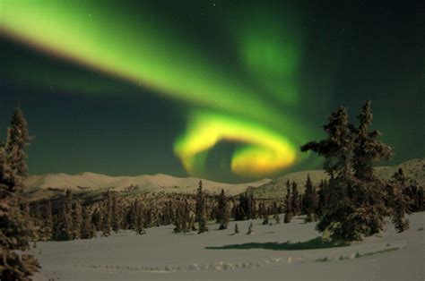 Where to see northern lights in usa - tubelomi