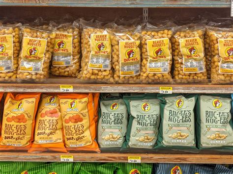 Ultimate Guide to Buc-ee's Food: 15+ Best Snacks!