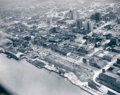 Circa 1957 - Windsor Ontario skyline viewing the Civic Park Rebuild to ...