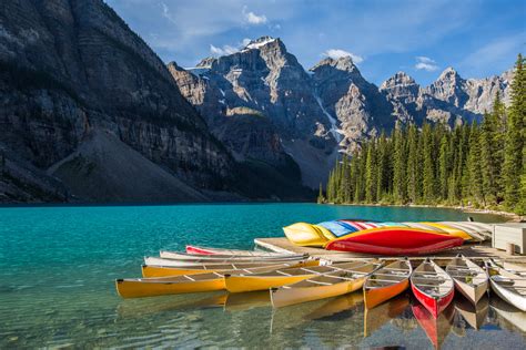 Visiting Moraine Lake | Banff National Park | Alberta, Canada