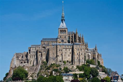 » Top 3 Historical Sites in Southern France