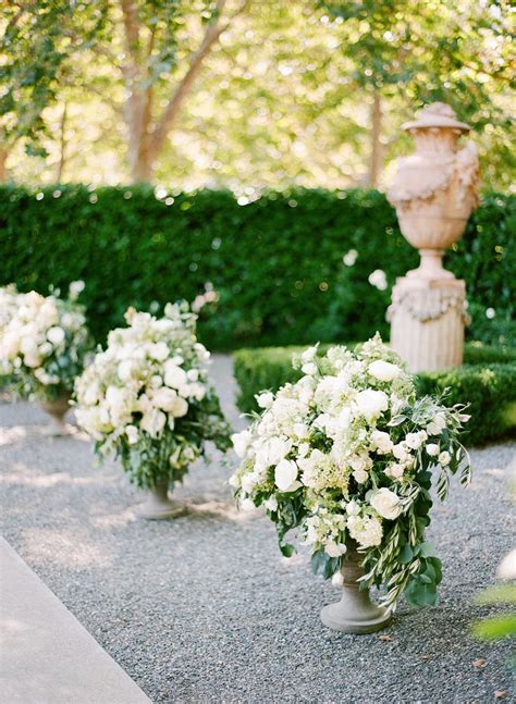 See How a Fall Garden Wedding is Perfectly Done