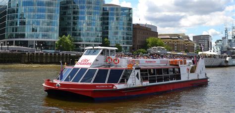 Live commentary on City Cruises sightseeing cruises | London sightseeing, Thames river cruise ...