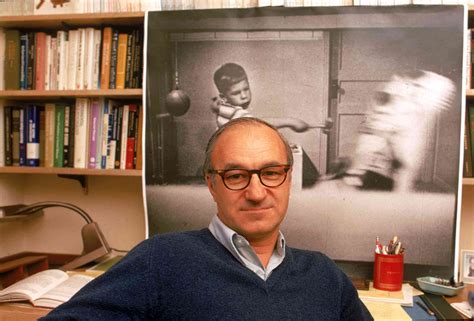 Albert Bandura: Biography, Theories, and Contributions to Psychology