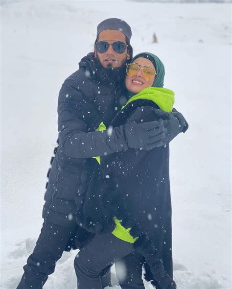 In Pics: Sana Khan Enjoys Snowfall in Kashmir with Husband Mufti Anas ...