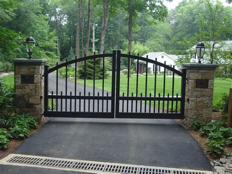 Front Entry Piers & Gates / Stone Bridges - Traditional - Landscape ...