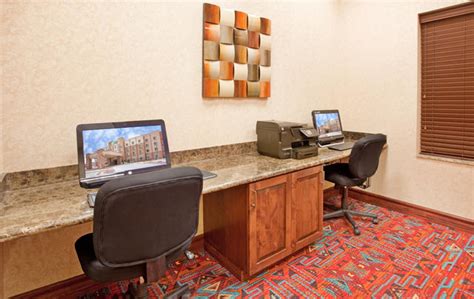 Holiday Inn Express & Suites Gallup East