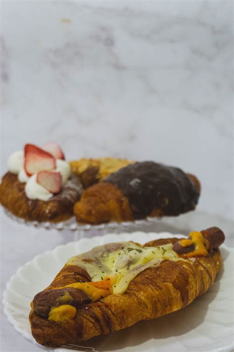 Croissants - @bywondersbakery on Behance